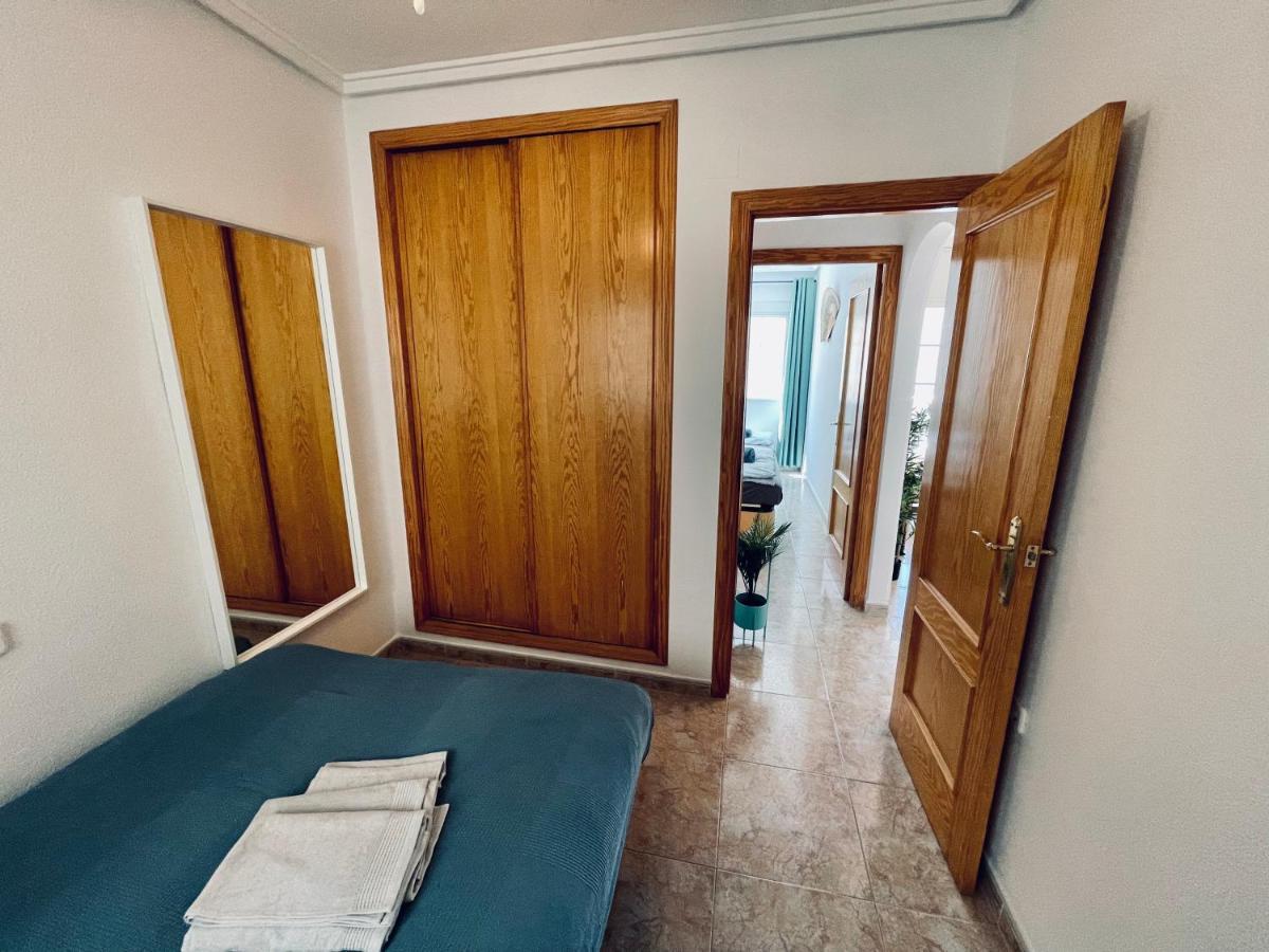 El Papagayo Apartment 2 Mins Walking To The Beach Τορεβιέχα Εξωτερικό φωτογραφία