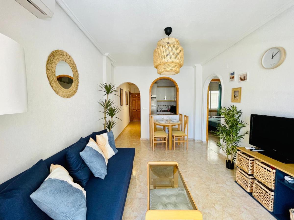 El Papagayo Apartment 2 Mins Walking To The Beach Τορεβιέχα Εξωτερικό φωτογραφία