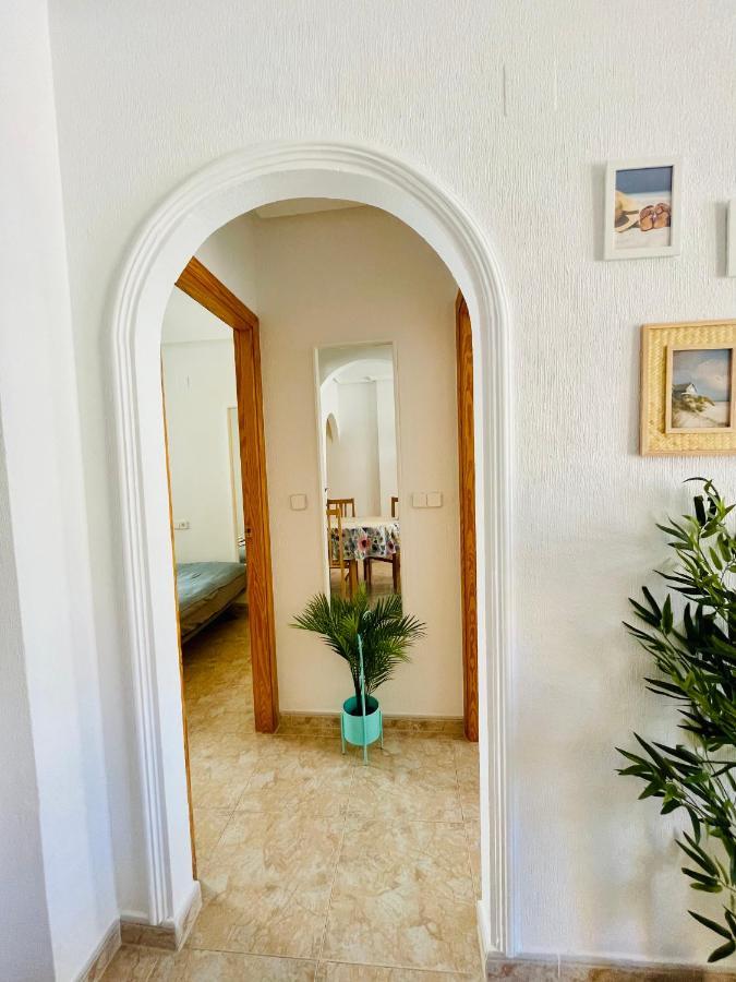 El Papagayo Apartment 2 Mins Walking To The Beach Τορεβιέχα Εξωτερικό φωτογραφία